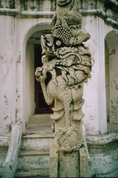 drachenstatue